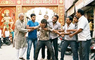 काशीपुर – सुभाष नगर में हनुमान मन्दिर में तोड़फोड़, आरोपी को पकड़कर किया पुलिस के हवाले