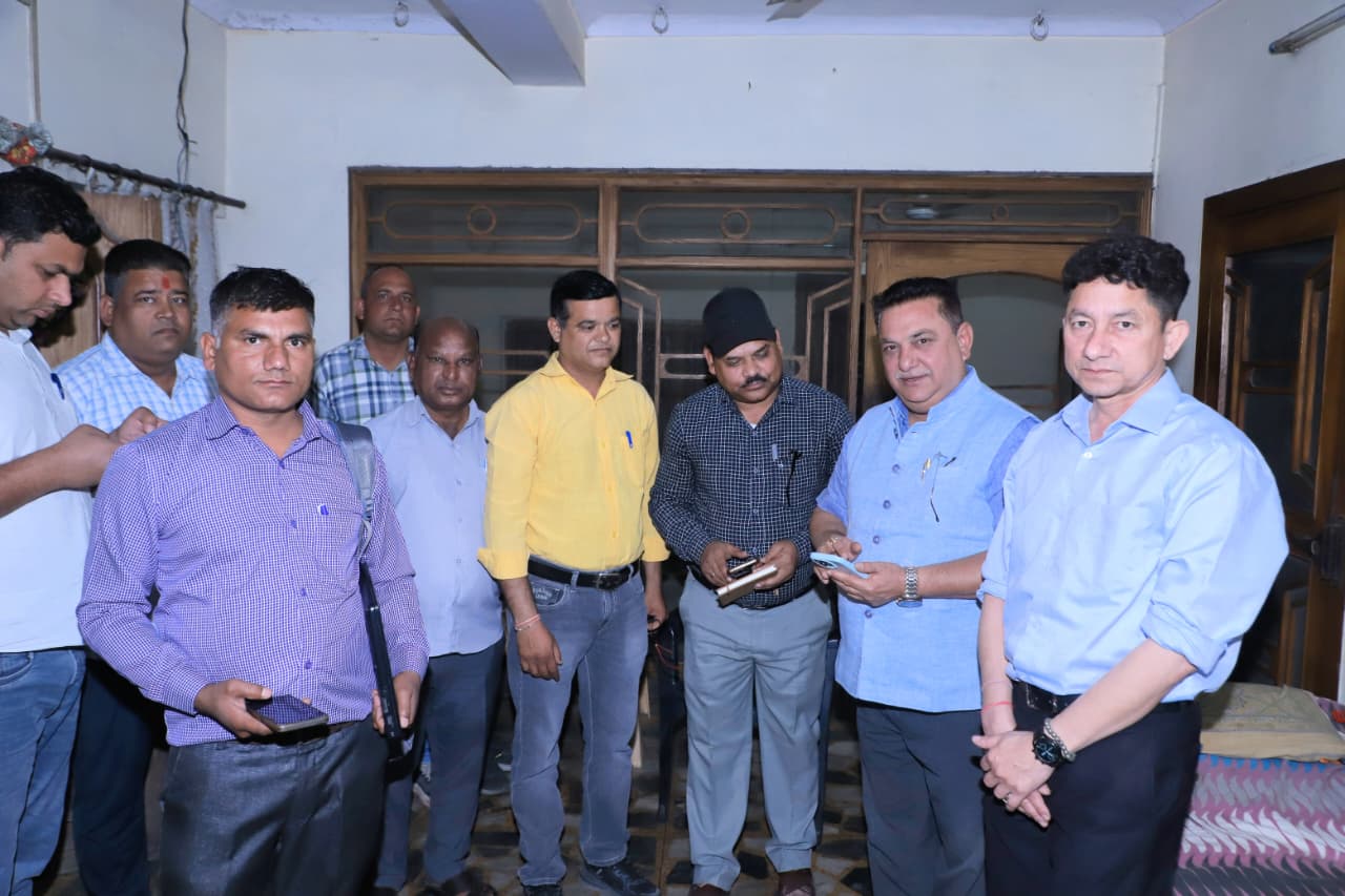 काशीपुर में जनगणना अभियान की शुरुआत, महापौर दीपक बाली ने मौ टांडा उज्जैन से किया शुभारंभ